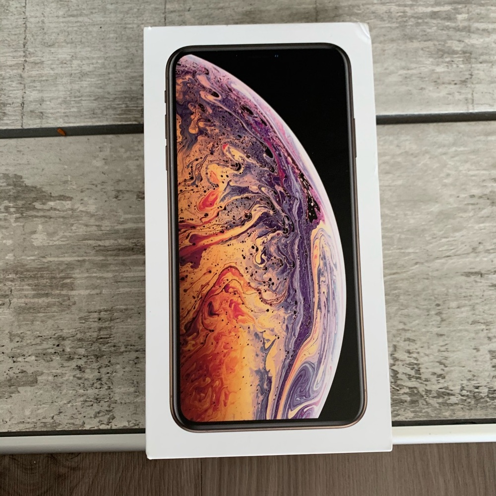 iPhone XS Max Box